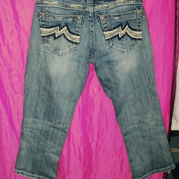 Miss me capris - Picture 2 of 4